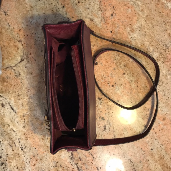 Maroon red shoulder bag - Picture 2 of 3